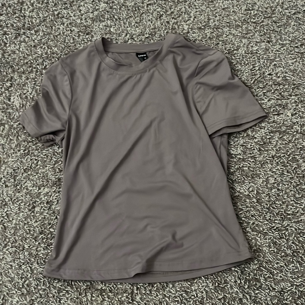 Soft athletic fabric, purple workout shirt